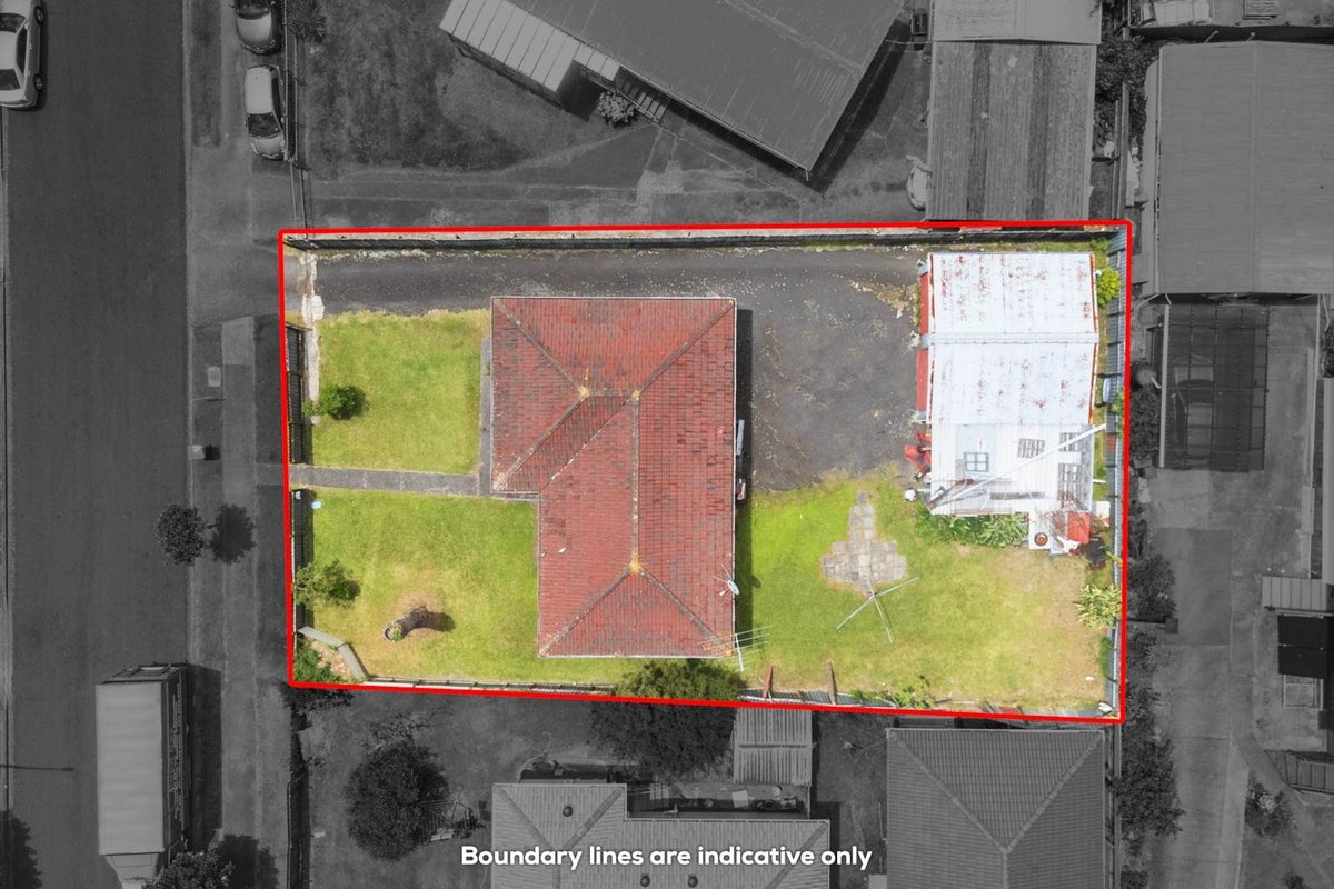 24 Sidey Avenue, Clover Park, Auckland - Carousel 1