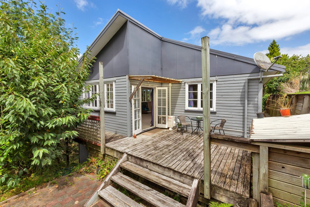 25 Shortland Street, Regent, Whangarei - Carousel 1