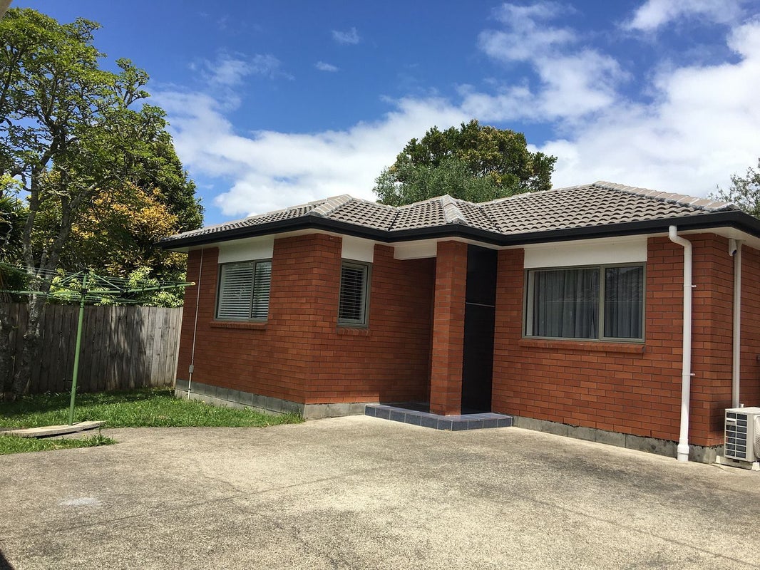 22 Lynden Avenue, Hillcrest, Auckland - Carousel 1