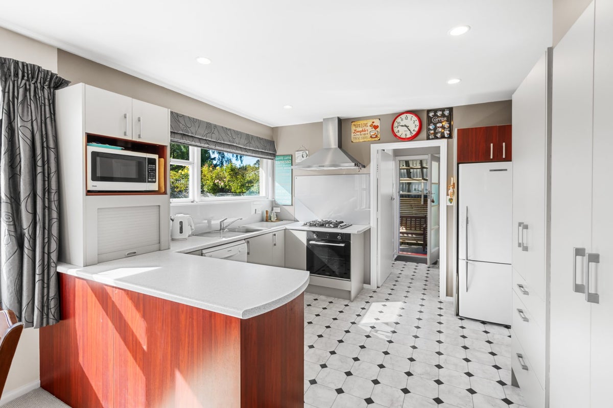 44 Waratah Street, Avondale, Christchurch - Carousel 2