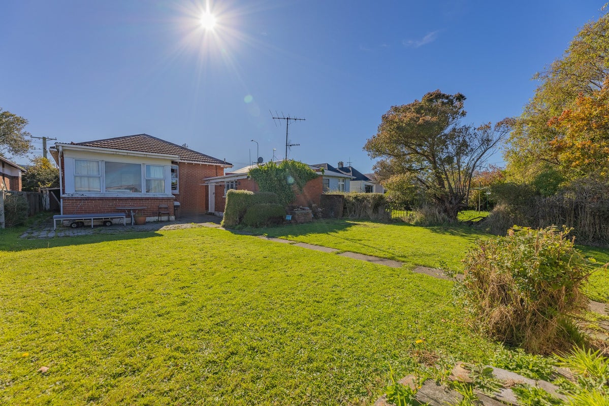 201 Macandrew Road, South Dunedin, Dunedin - Carousel 2