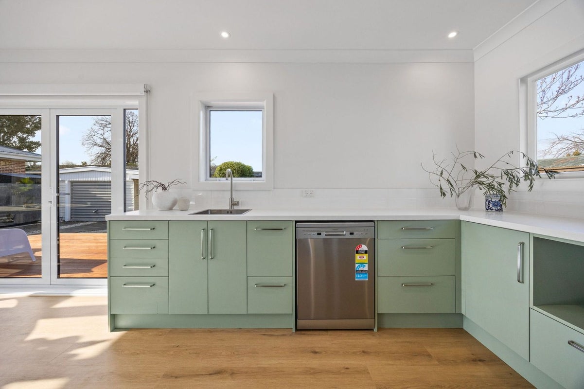 178 Wilsons Road South, Saint Martins, Christchurch - Carousel 2