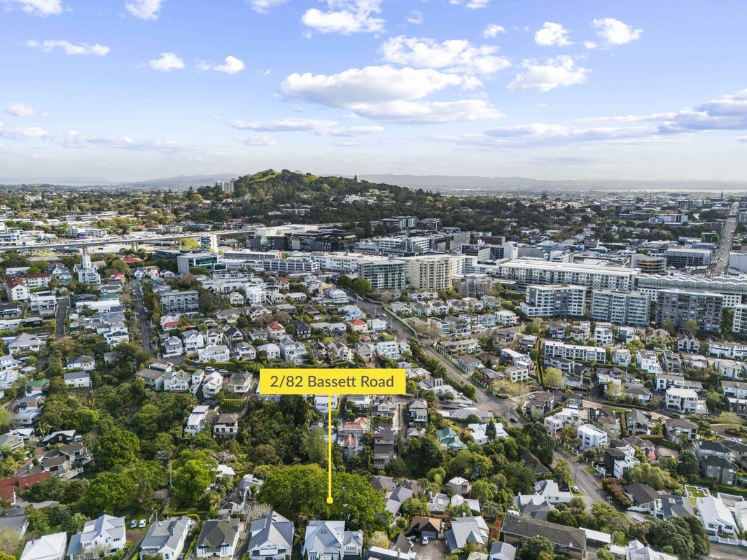 2/82 Bassett Road, Remuera, Auckland - Carousel 23