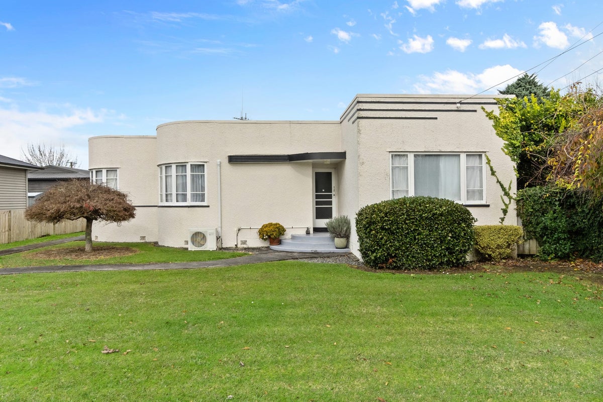 60 Cook Street, Hamilton East, Hamilton - Carousel 2