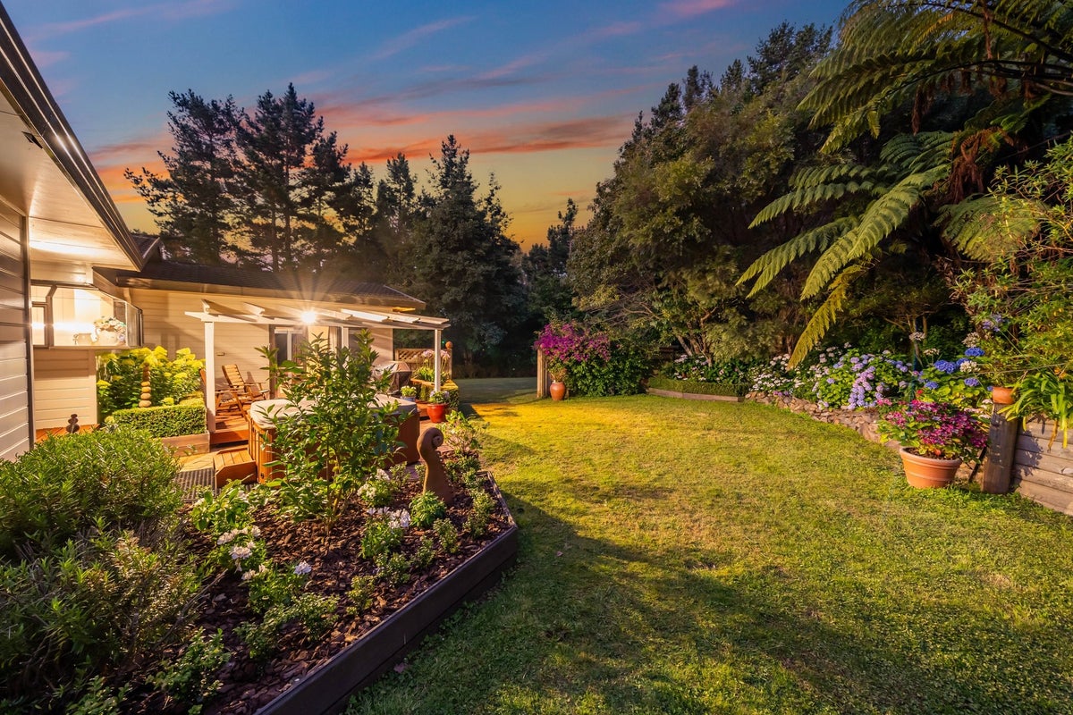 162 Murphys Road, Judgeford, Porirua - Carousel 50