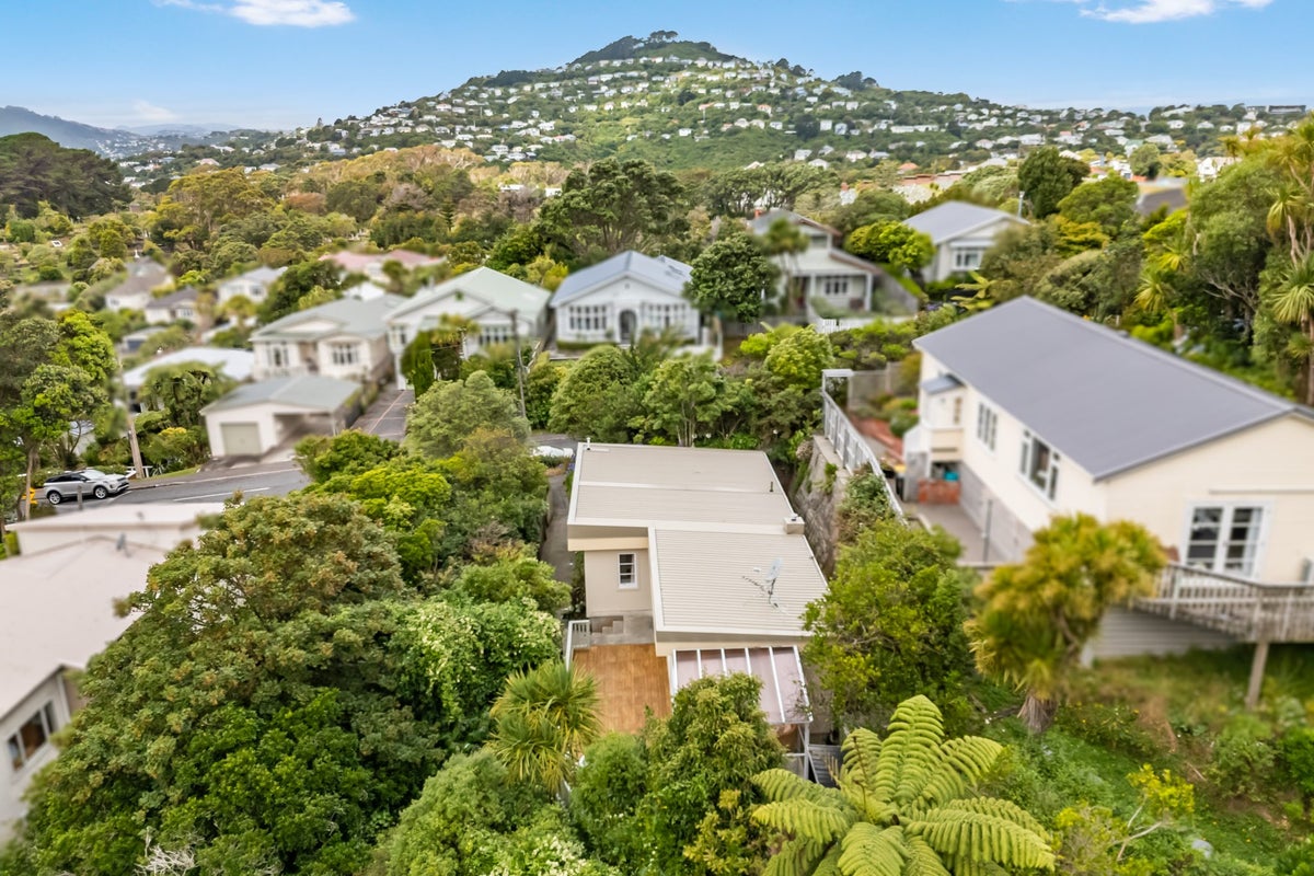 57 Nottingham Street, Karori, Wellington - Carousel 19
