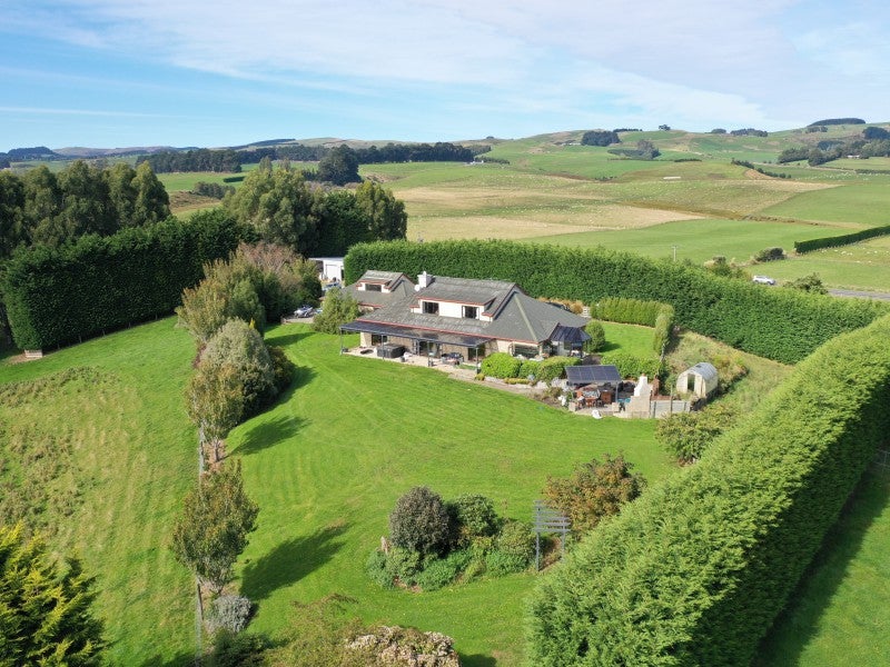 139 Old Coach Road, Waikana, Gore - Carousel 1