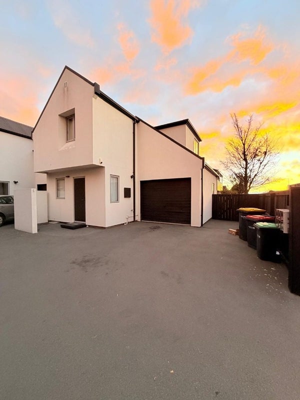 1/84 Shakespeare Road, Waltham, Christchurch - Carousel 2
