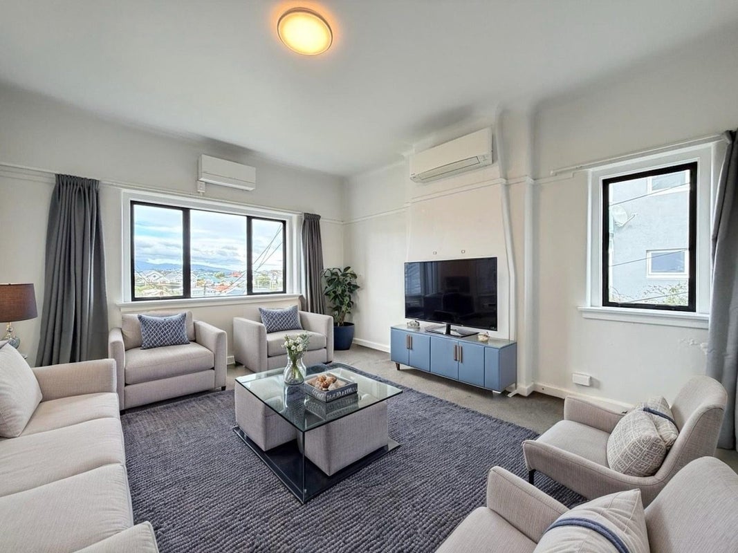 1/116 Hataitai Road, Hataitai, Wellington - Carousel 1