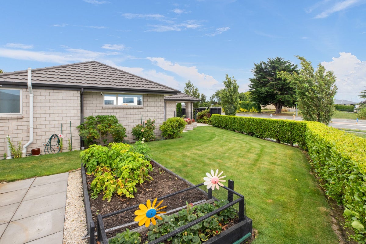 1 Four Peaks Drive, Wigram, Christchurch - Carousel 18