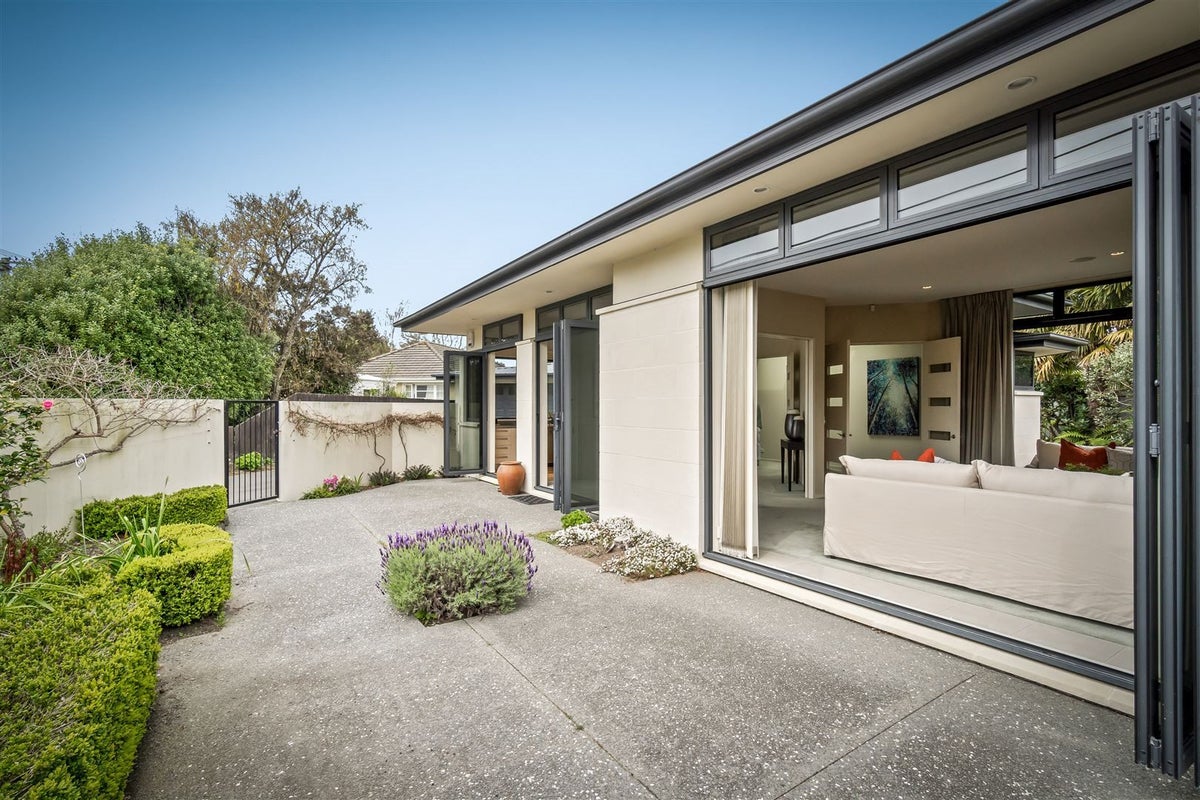 51 Kirkwood Avenue, Upper Riccarton, Christchurch - Carousel 1