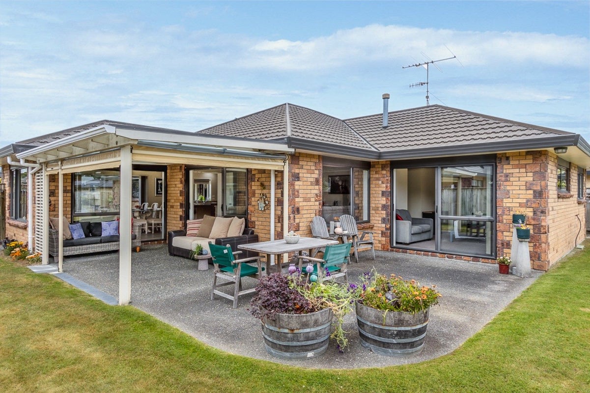 4 Kennedy Place, Waikanae Beach, Waikanae - Carousel 2