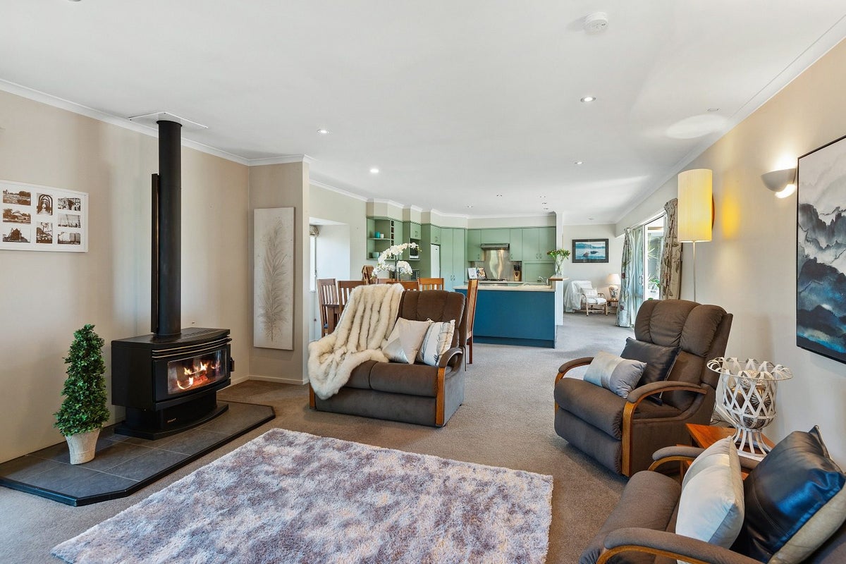 105 Leaver Terrace, North New Brighton, Christchurch - Carousel 2