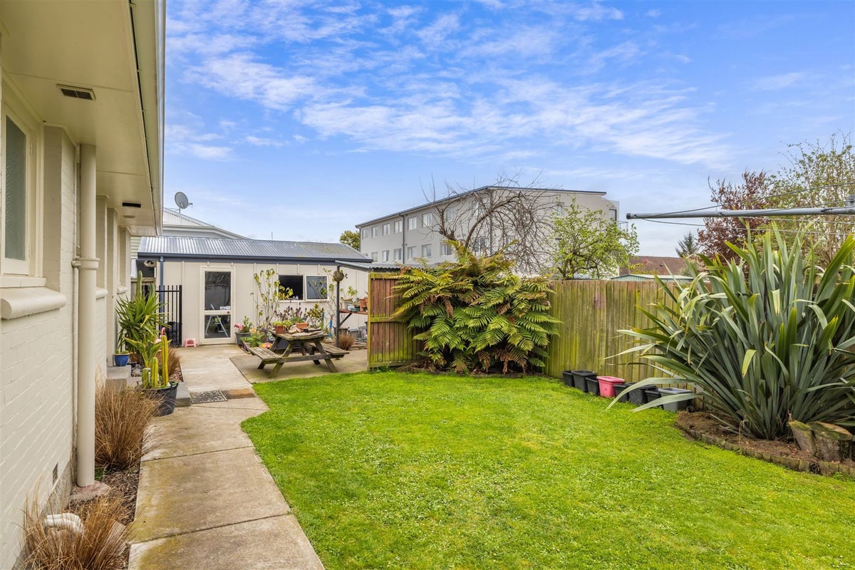 65 Charles Street, Waltham, Christchurch - Carousel 2