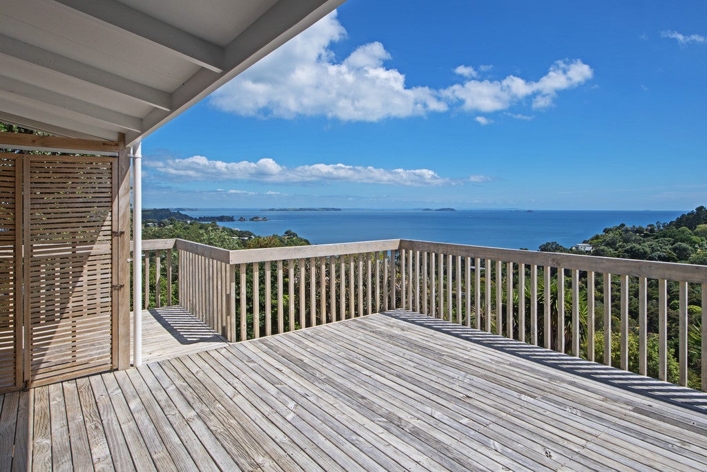 23 Great Barrier Road, Oneroa, Waiheke Island - Carousel 1