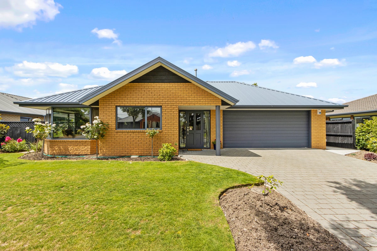 5 Mistral Road, Northwood, Christchurch - Carousel 1