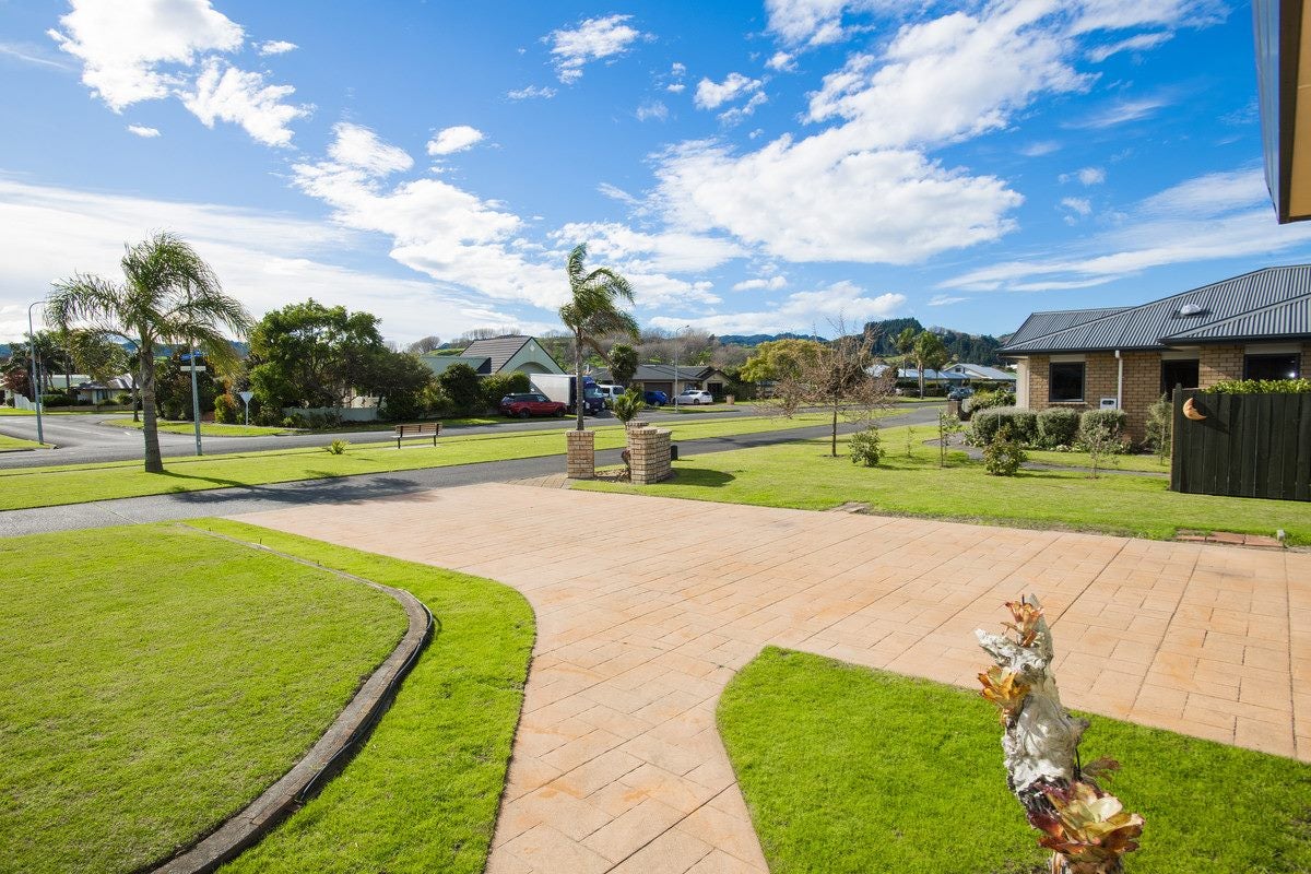 84 Potae Avenue, Lytton West, Gisborne - Carousel 2