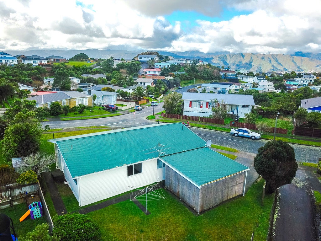 2/4 Cypress Drive, Maungaraki, Lower Hutt - Carousel 19