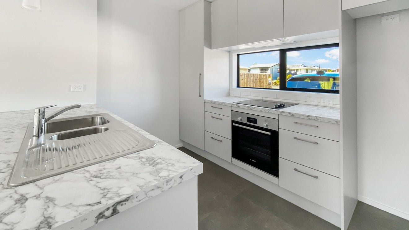 11C Kelburn Lane, Mangere, Auckland - Carousel 2