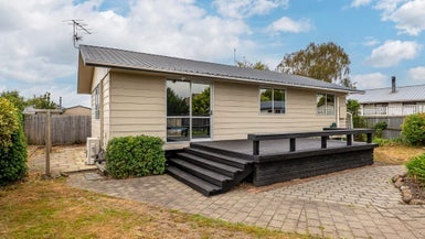 82 Gilberthorpes Road, Hei Hei, Christchurch - Carousel 1