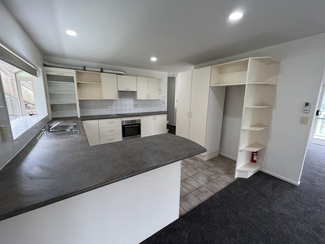 26A Stephen Lysnar Place, Hillsborough, Auckland - Carousel 2