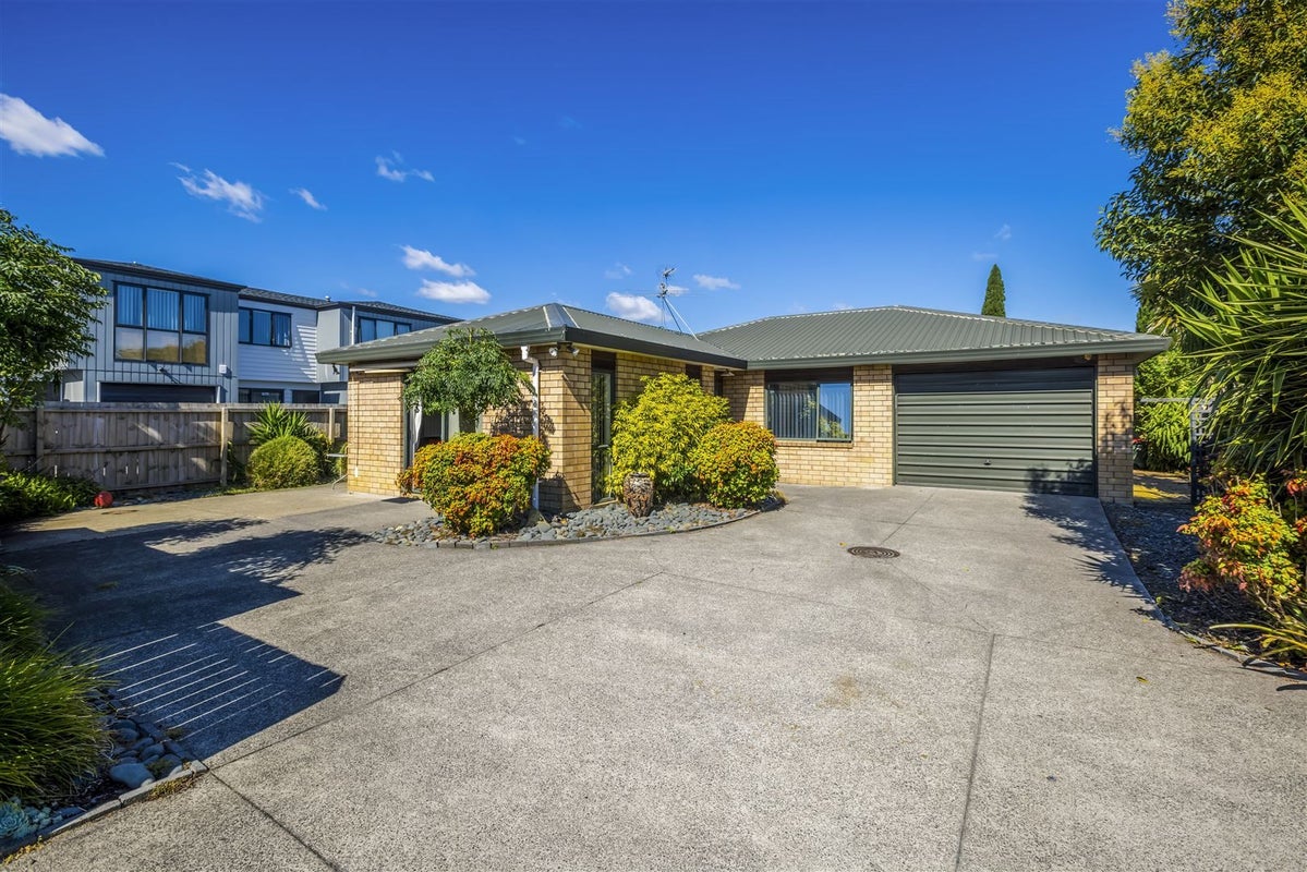 17A Fernaig Street, Papakura, Papakura - Carousel 1