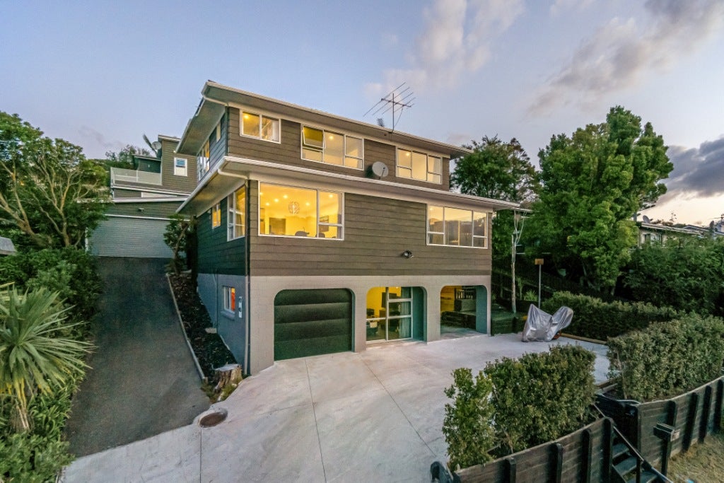 1/43 Shanaway Rise, Hillcrest, Auckland - Carousel 1