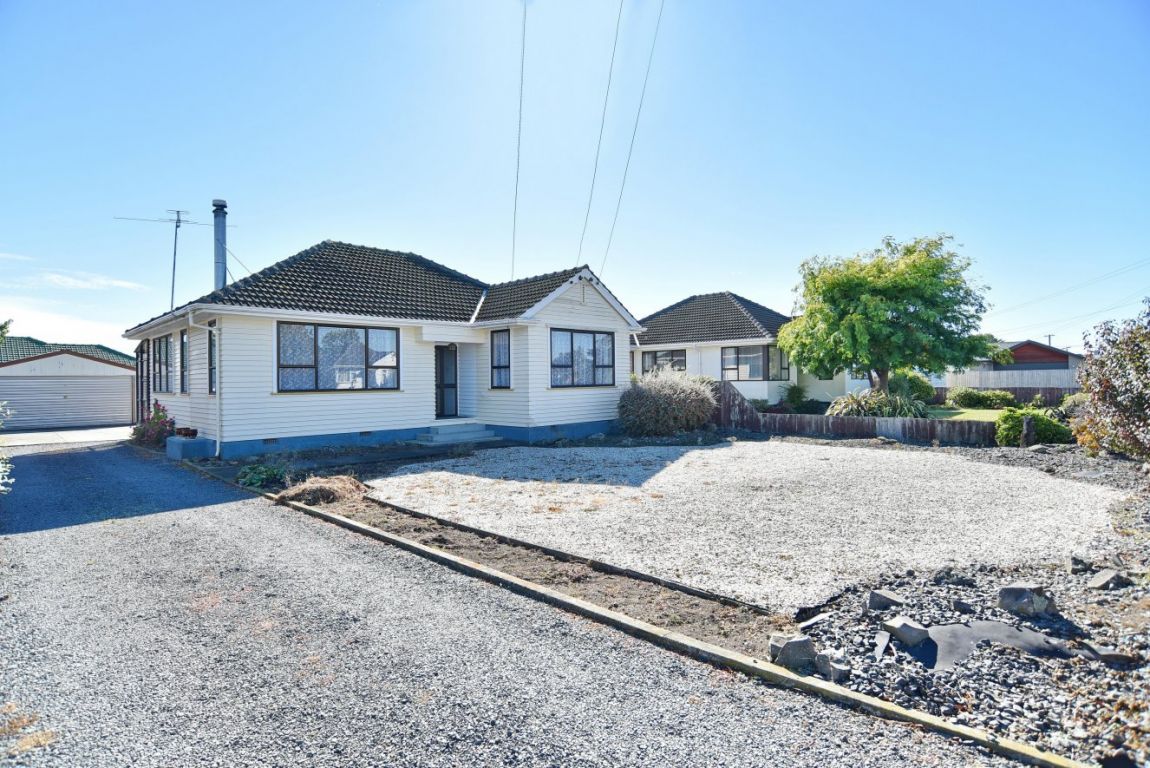 11 Cossar Street, Burwood, Christchurch - Carousel 1