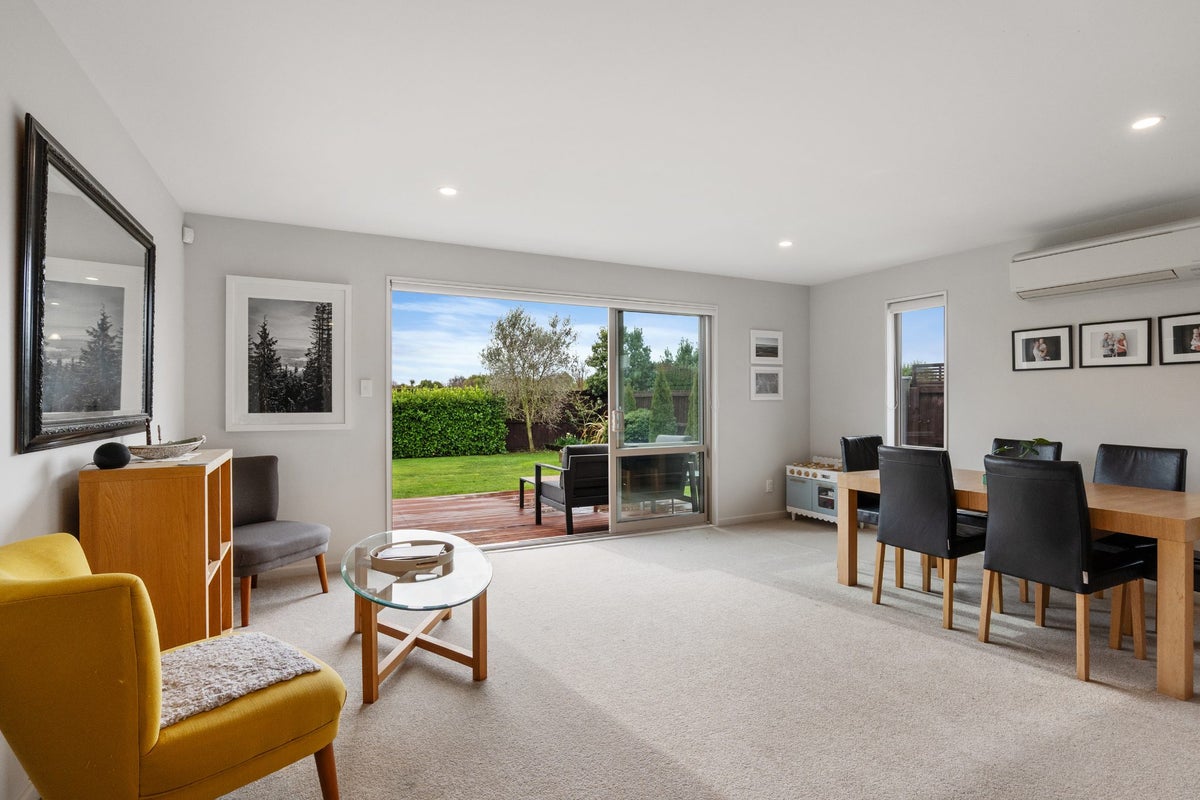 32 Flaxon Place, Burwood, Christchurch - Carousel 1