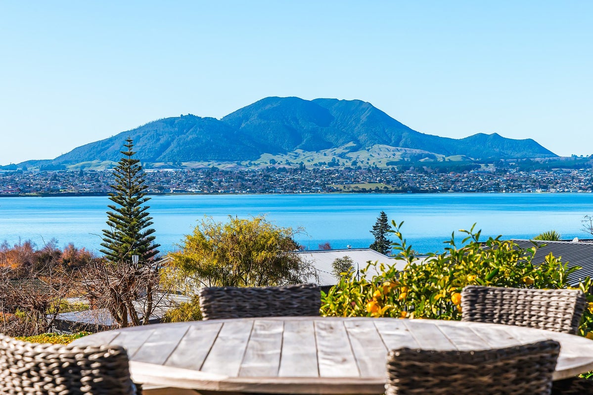 714 Acacia Bay Road, Acacia Bay, Taupo, Waikato - Carousel 1