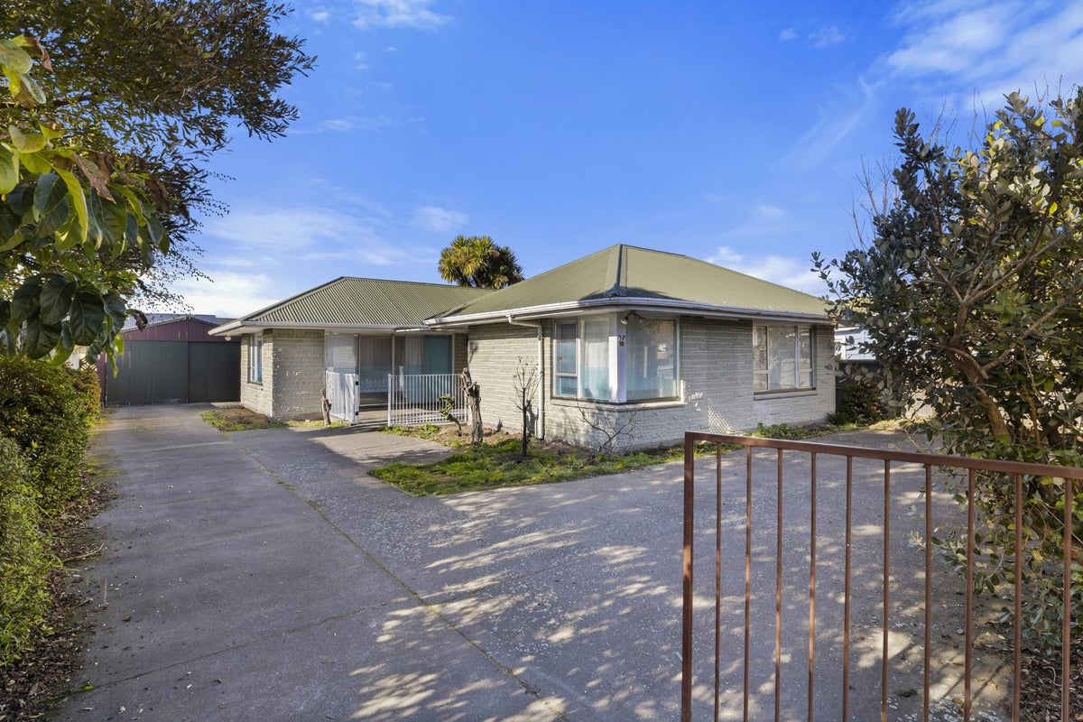 27 Curletts Road, Sockburn, Christchurch - Carousel 2