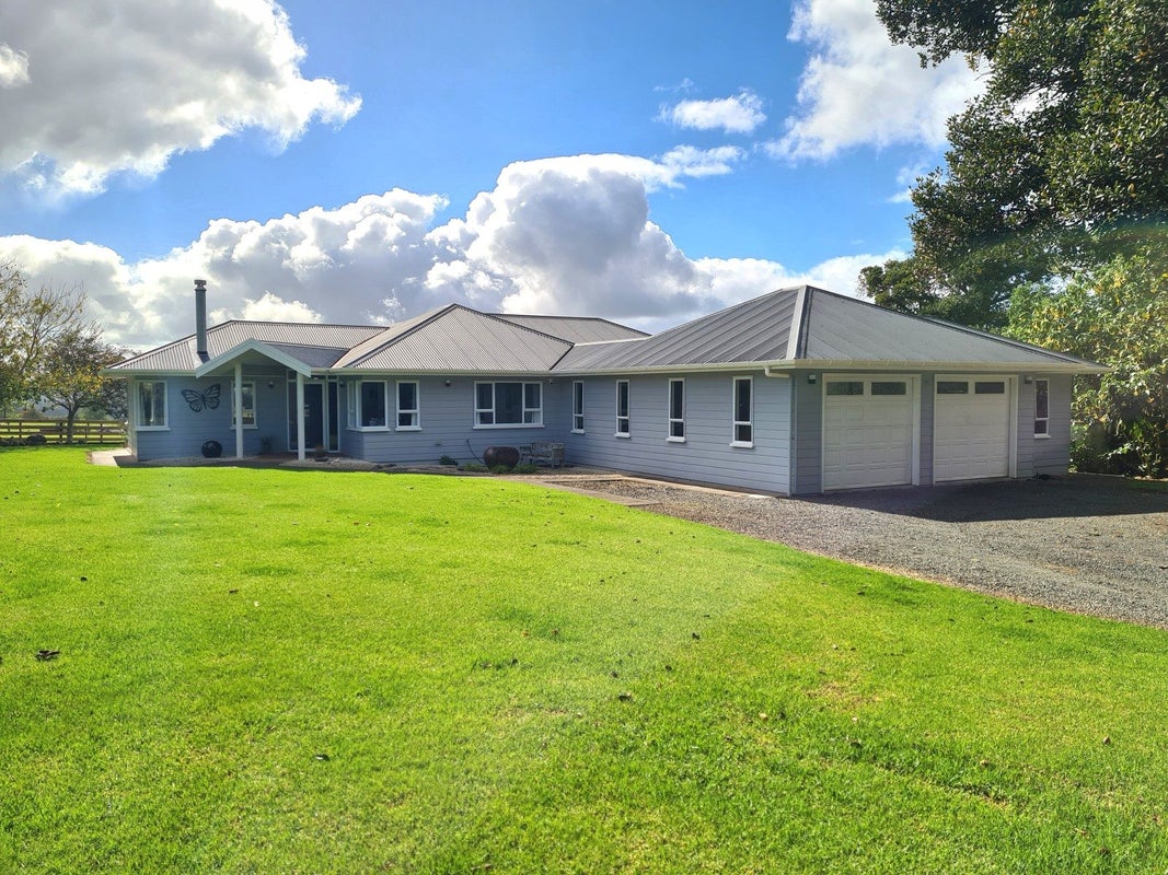 14 Te Kowhai Drive, Whangarei - Carousel 1
