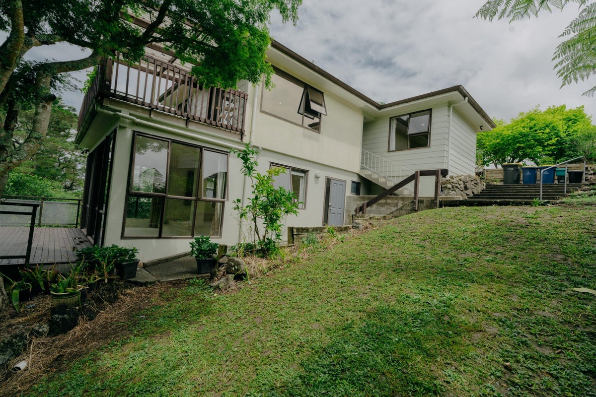 72 Anich Road, Massey, Auckland - Carousel 1