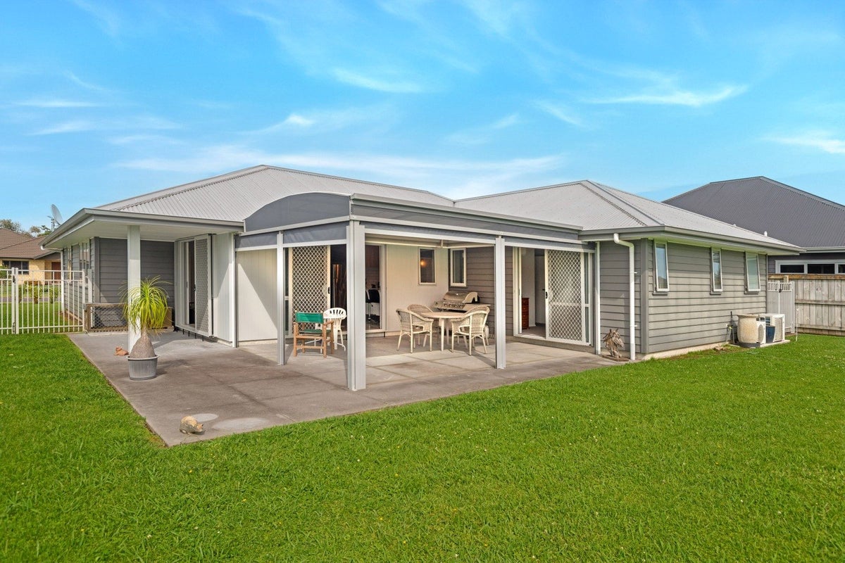 23 Fisher Place, Lytton West, Gisborne - Carousel 20