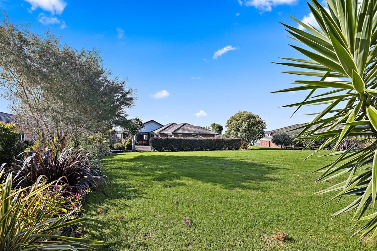 5 Omana Avenue, Helensville - Carousel 2