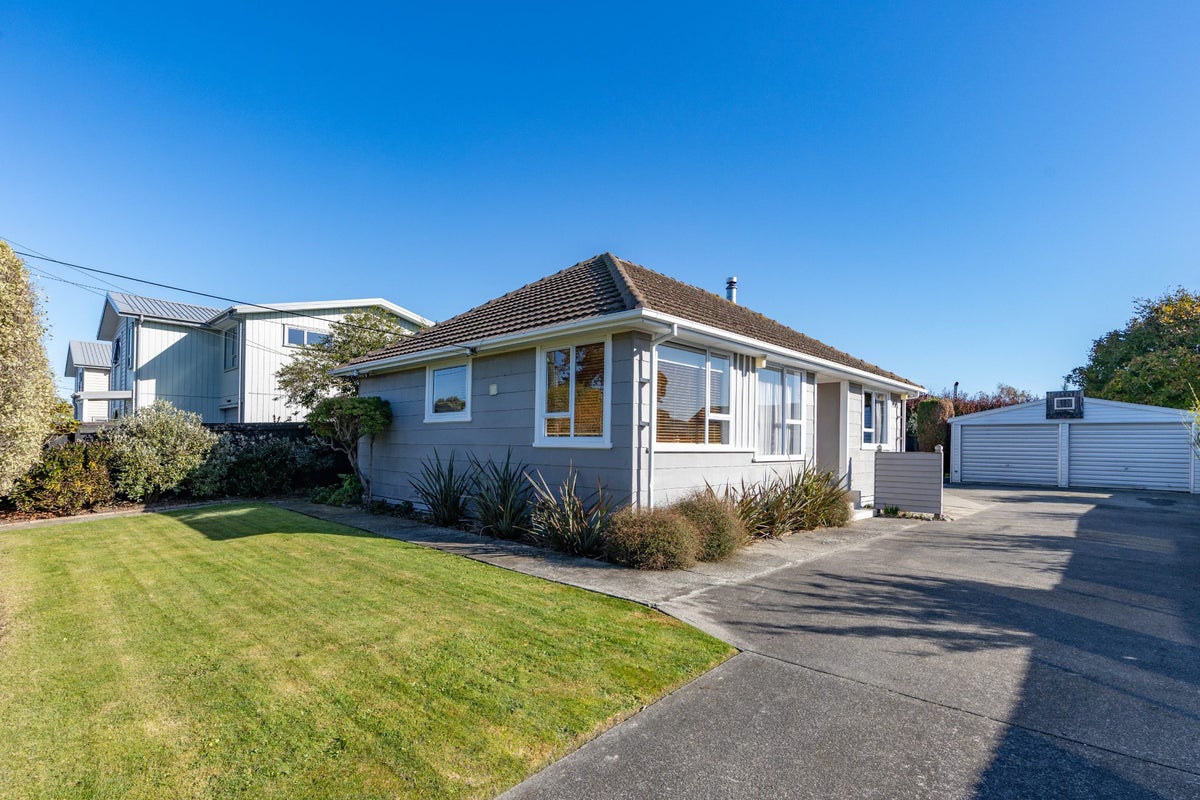 14 Glenfield Crescent, Mairehau, Christchurch - Carousel 1