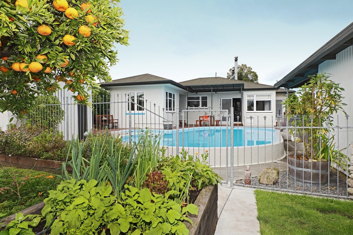 1252 Louie Street, Parkvale, Hastings - Carousel 9