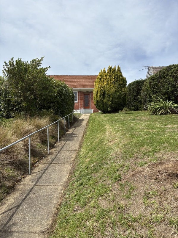 58 Mayfield Avenue, Wakari, Dunedin - Carousel 2