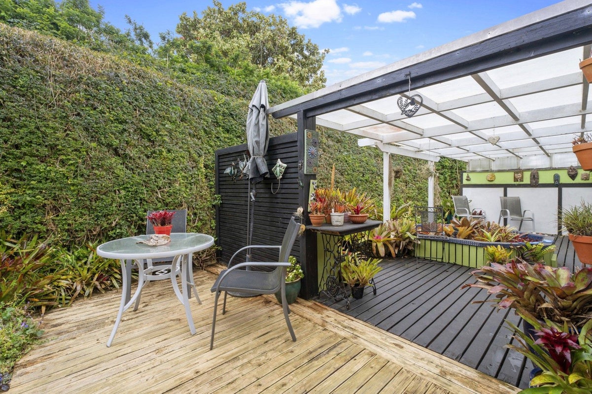 1/8 Ambury Road, Mangere Bridge, Auckland - Carousel 19