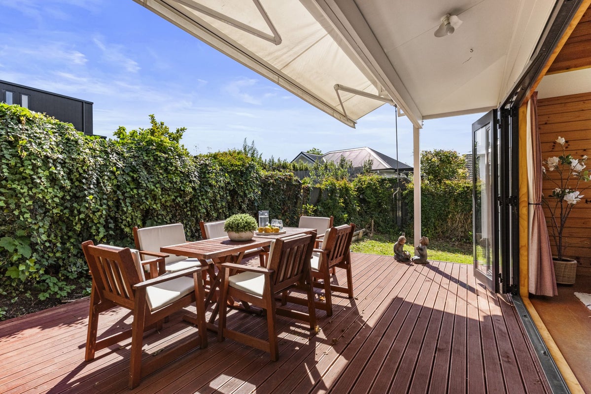 17A Bonnie Brae Road, Meadowbank, Auckland - Carousel 2