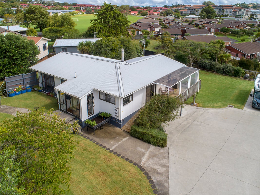 16 Bay Vista Drive, Red Beach, Red Beach - Carousel 29