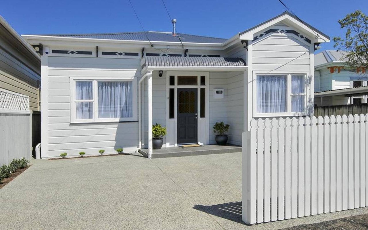 22 Elizabeth Street, Petone, Lower Hutt - Carousel 1
