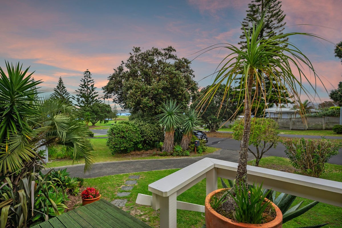 82 Omaha Drive, Warkworth - Carousel 2
