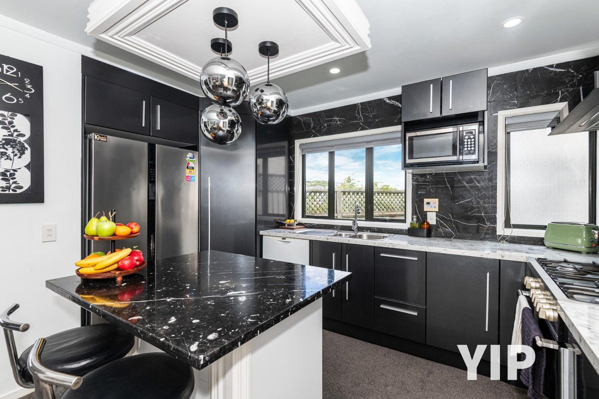 29 Bathgate Street, Johnsonville, Wellington - Carousel 2
