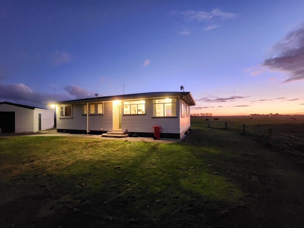 60 Campbells Road, Pine Hill, Dunedin - Carousel 1