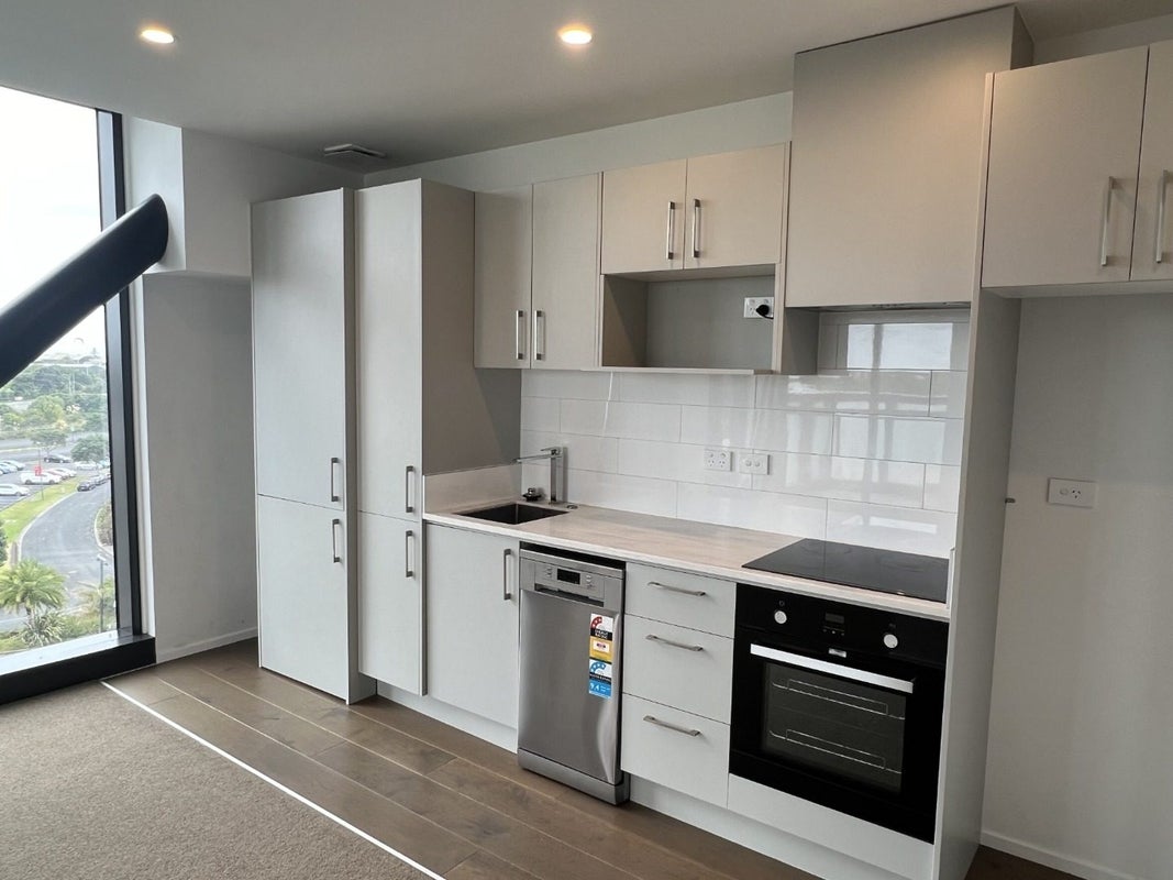412/770A Great South Road, Wiri, Auckland - Carousel 1