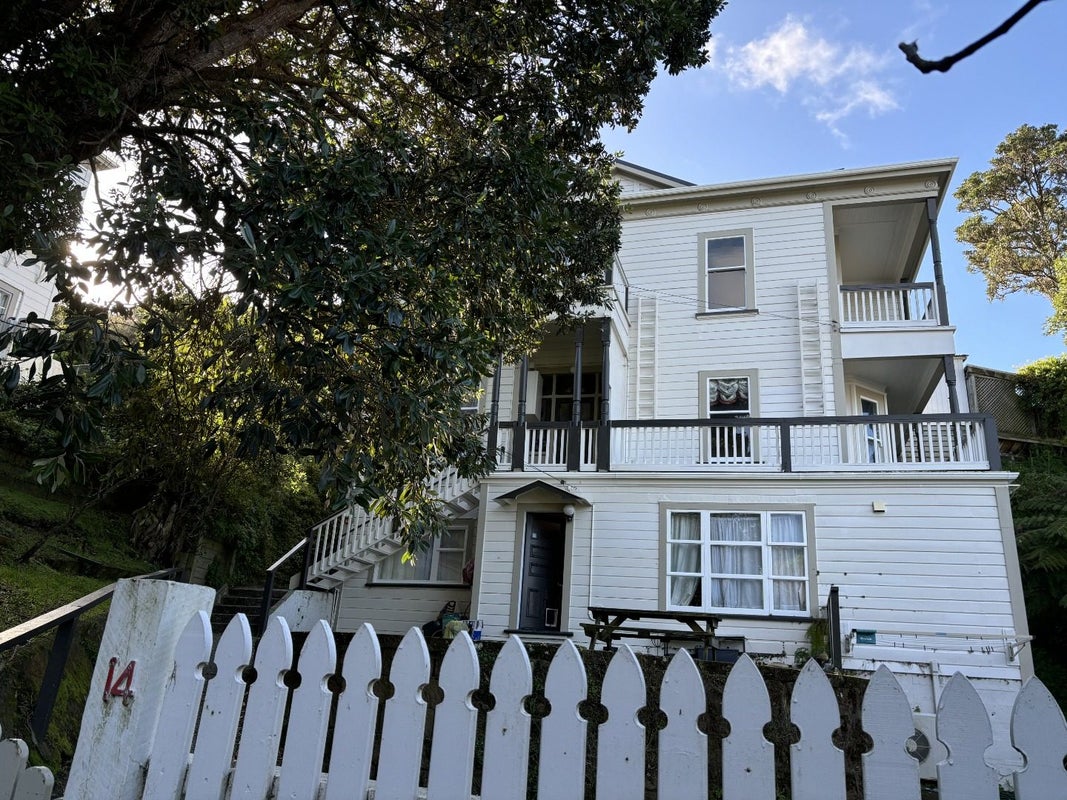 14 Orchard Street, Wadestown, Wellington - Carousel 1