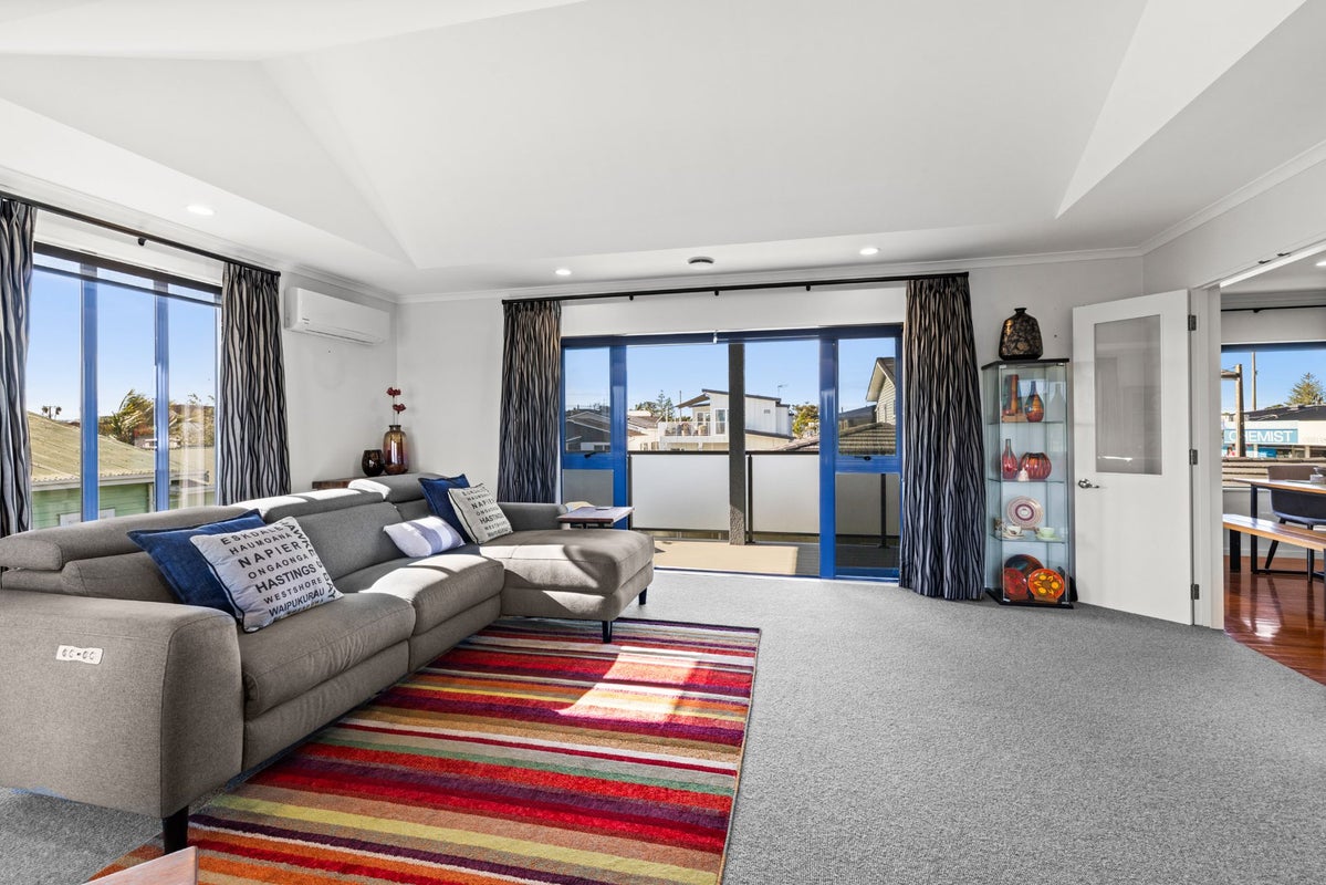 69 Meeanee Quay, Westshore, Napier, Hawke's Bay - Carousel 2