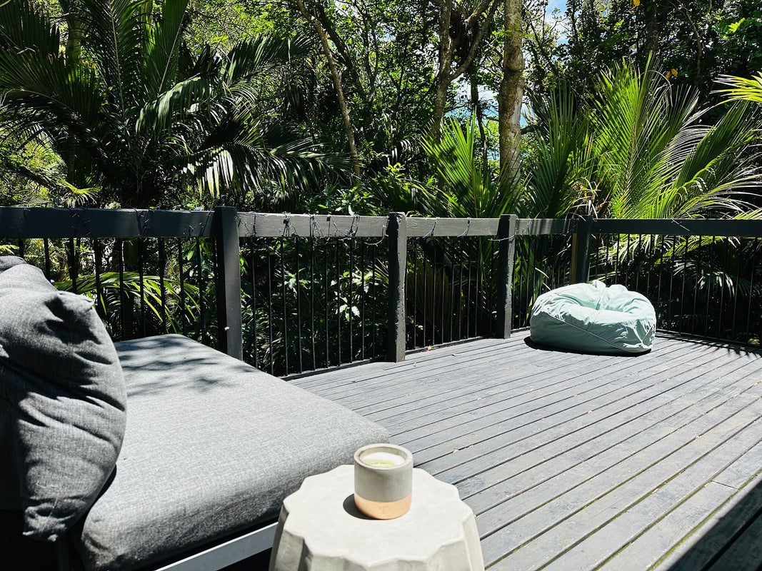 29 Hobson Terrace, Onetangi, Waiheke Island - Carousel 1