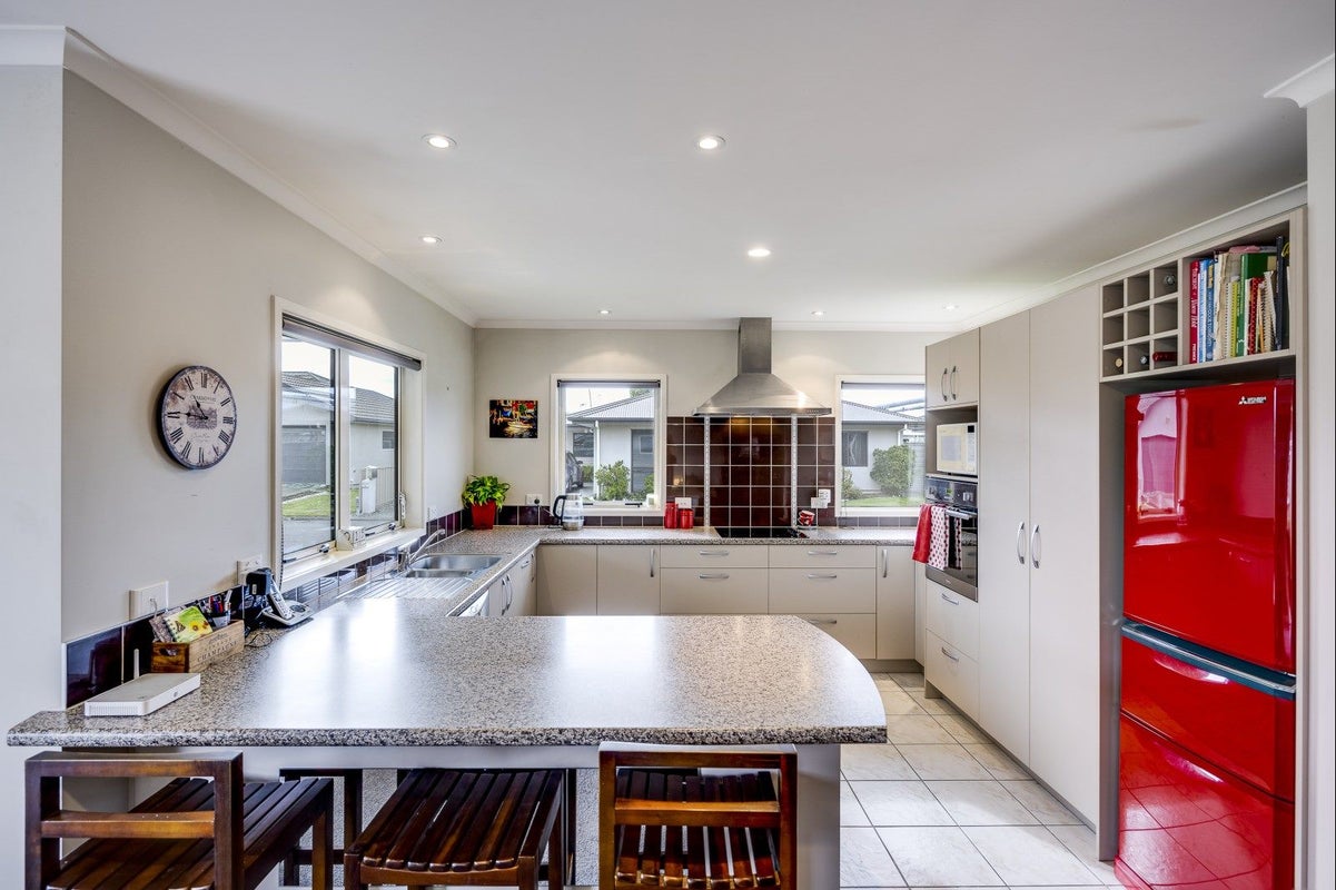 1109A Karamu Road North, Mayfair, Hastings - Carousel 2